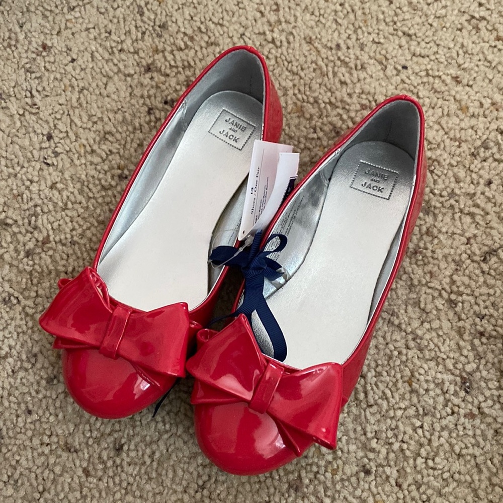 Janie and Jack red flats. NWT